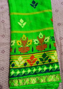 S10 Green Floral Print Saree With Atteched Blouse