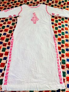 Luckhnavi Chikankari Kurti