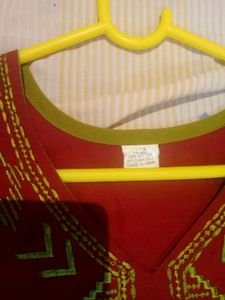 Womens Wine RED Colour Printed Kurti - M