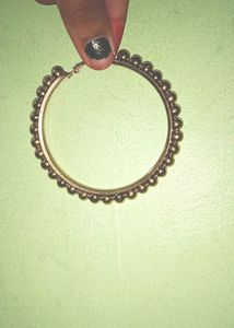 Round Earring Of Golden Color