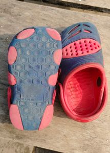 Kids Unisex Crocs, Flipflop, Clogs