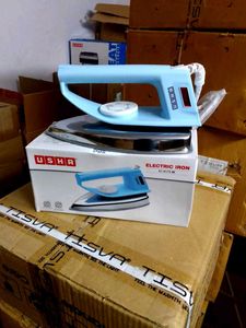 USHA Iron 750W
