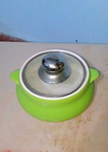Ceremic Bowl With Glass Lid