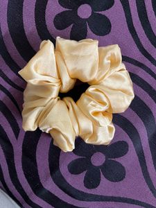 Scrunchies (random 2)