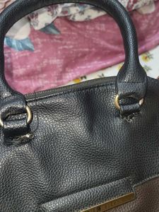Lino Perros Handbag Used.