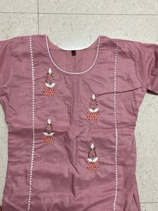 Embroidered Pink Kurta