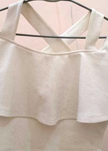 White 🤍 Beautiful Criss Cross Top Sexy Back