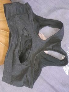 USA Pro Black Sports Bra