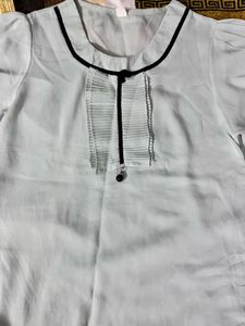 Elegant Light Green Top