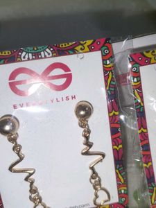 Everstylish Earring Set