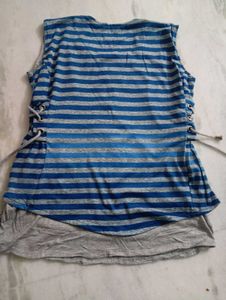 ‼️FREE DELIVERY‼️Striped Sleeveless Top