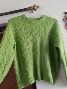 Green Cable Knit Pullover Sweater