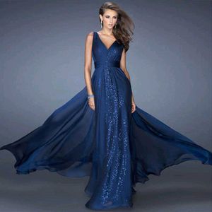 Prom Eve Sequinned Backless