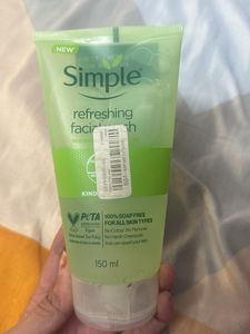 Simple Refreshing Facial Wash