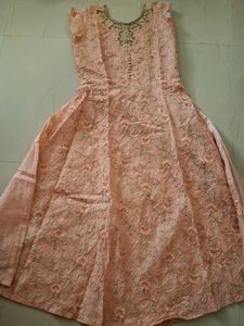 Elegant Peach Embroidered Kurta Set