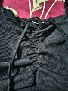 Little box Black Ruched Crop Top