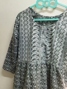 Beautiful Chikankari Kurti 😍