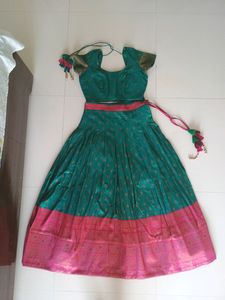 Lehanga Green And Pink Evergreen Combination