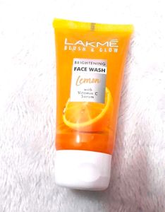 Lakme Blush & Glow Face Wash