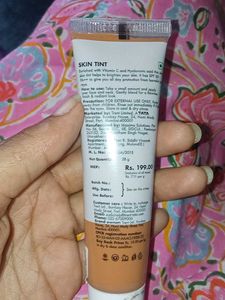 Zudio Glow Up Skin Tint