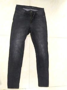 A Black New Jeans