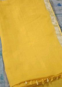 plain linen saree with floral print blouse