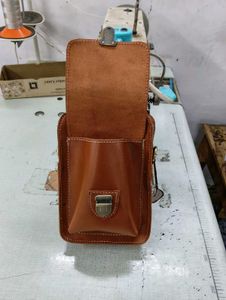 Leather Unisex Crossbody Bag