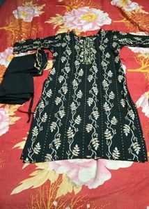 Beautiful Black 3 Piece Suit Set