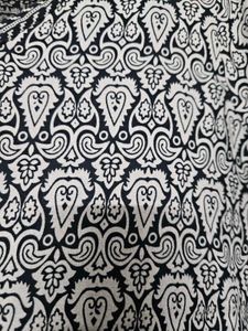 Patterned V-Neck Top