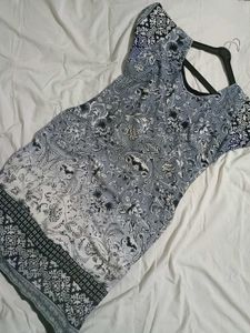 Elegant Grey &amp; Black Floral Printed Kurta