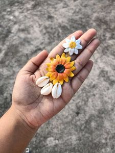 Gorgeous sunflower earrings