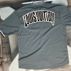 MENS TSHIRT JERSEY M SIZE
