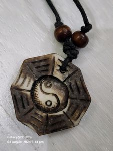ying Yang Adjustable Chain Thread Pendant