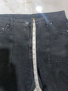 Urbanic Black Wide-Leg Cargo Jeans