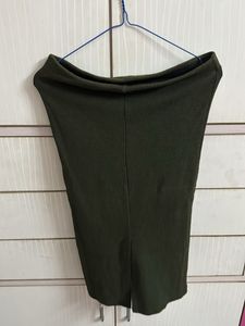 STRADIVARIUS Stretchable Olive Pencil Skirt