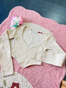 Ribbed Long Sleeve Crop Top