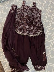 GIRLS 4 PIECE SUIT- FLAT 550