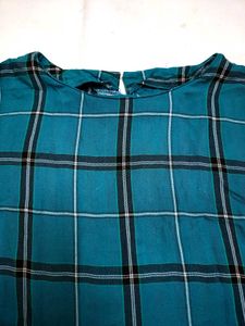 Checked Top With Smooth Material