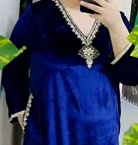 Shae by Sassafras Elegant Velvet Kurta