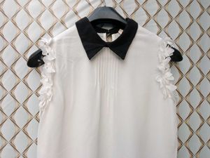 New With Tag Cute Korean Furr Puff Pullover