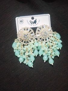I Am Selling Beautiful  Chandbali Earings