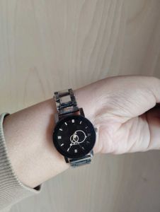 Elegant Black  Watch