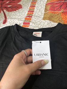 Black Tshirt