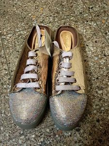 Stylish Rose Gold Casual Shoes