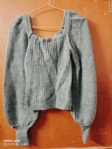 Gray Knit Balloon Sleeve Top