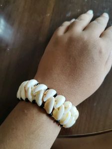 Cowri Shells Bracelet
