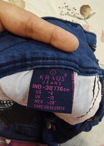 Kraus Jeans Blue Denim Capri Pants
