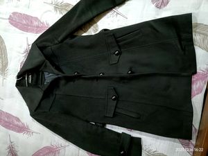 Women Branded Winter Coat In Black Colour