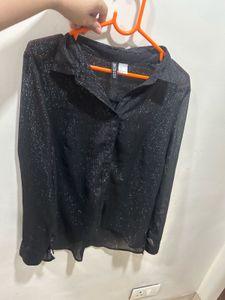 H&M Shirt - Not Worn - Bust 40” - Festive