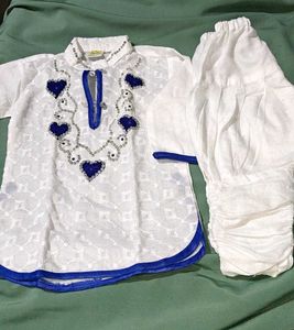 Traditional White Kurta Pajama With Embroidery